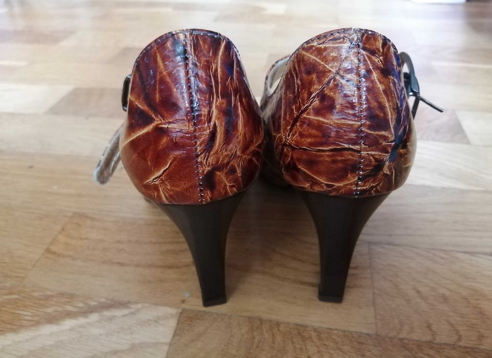 Silwano półbuty szpilki obcas zapięcie rozm 5 / 38 G / 24 cm
