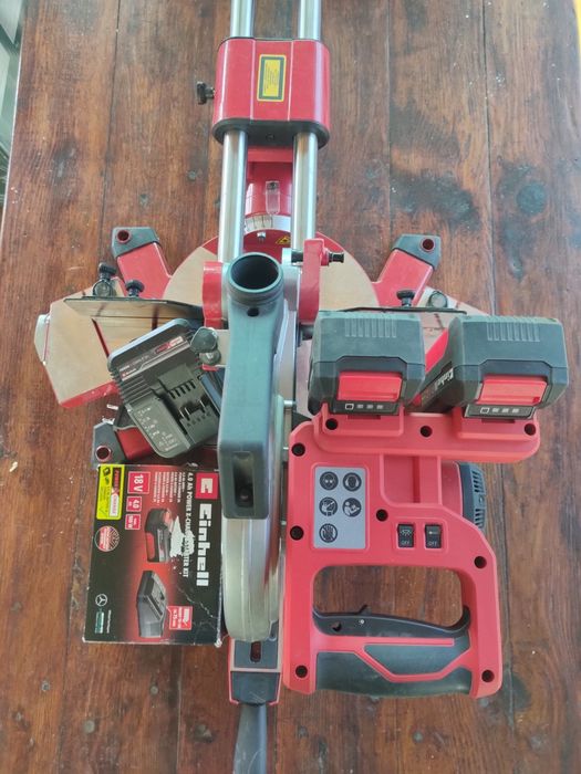 Торцовочна пила Einhell TE-SM 38/210 Li solo