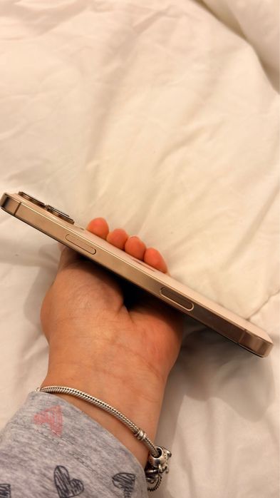 iPhone 16 pro max 256gb