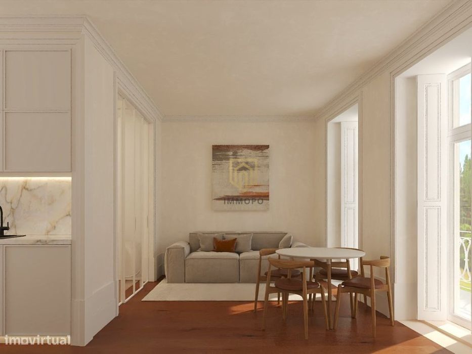 Apartamento T2 duplex com jardim em Cedofeita no centro do Porto
