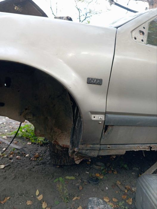 Дверка задня Renault 19 двері передні Рено 19 chamade скло замок