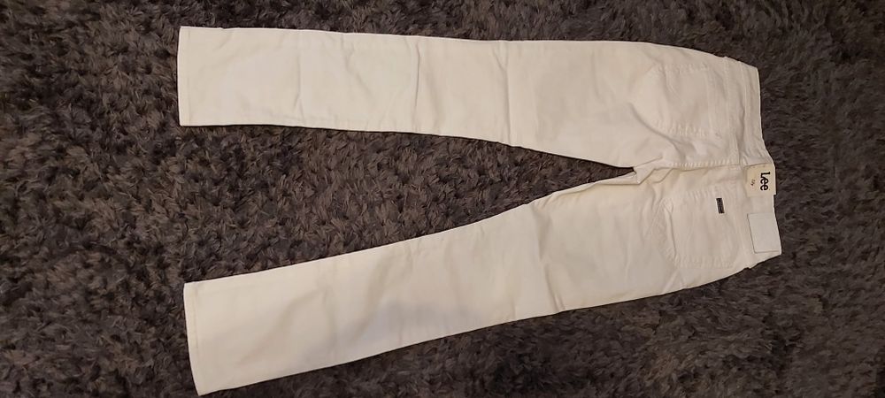 Spodnie Lee białe nowe dziewczęce