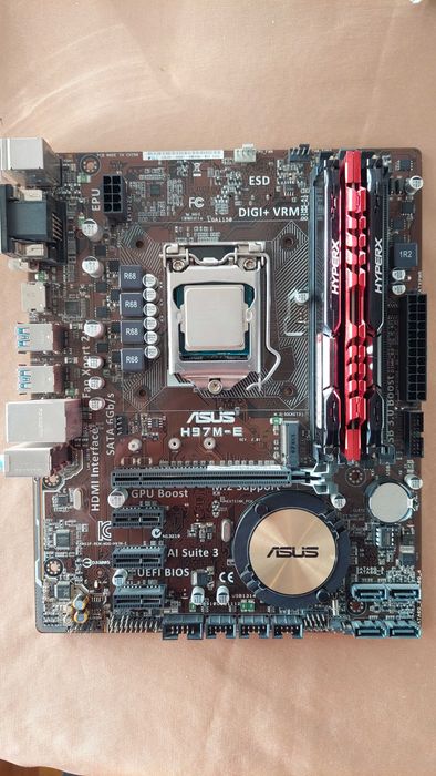 Board + processador + memórias + dissipador