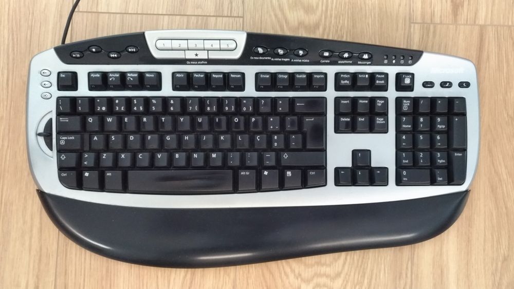 Teclado da Microsoft com fio442628649004584962