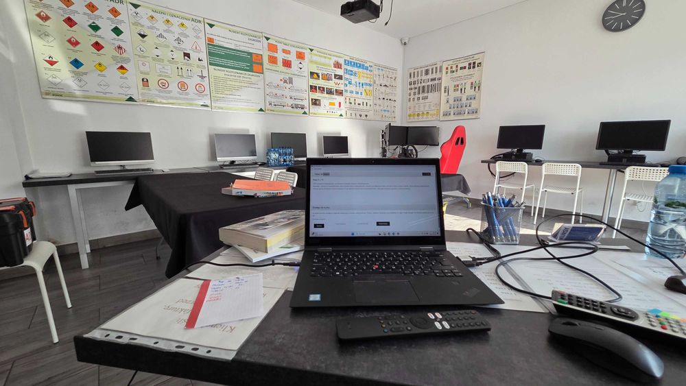 Kurs UDT wózek widłowy, lub HDS. Jelenia Góra