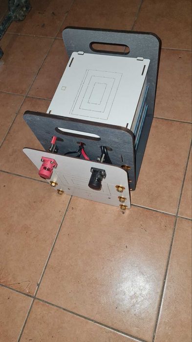 ИБП - инвертор SMK 3,5 кВт для квартир тихий и акб 2.7 кВтч LiFePО4