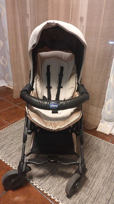 Carrinho Chicco com alcofa