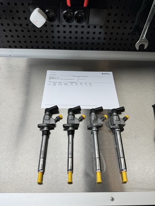 Паливна форсунка Citroen Jumpy/Fiat Scudo/Peugeot 9657144580