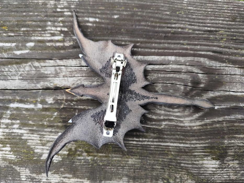 Smocze spinki do włosów na metalowej bazie – 2 modele do wyboru