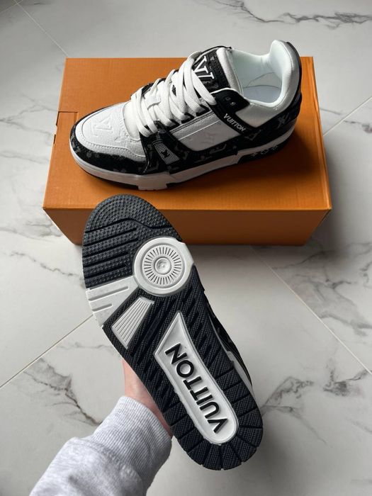 [БЕЗ ПРЕДОПЛАТ] Louis Vuitton Trainer White Black