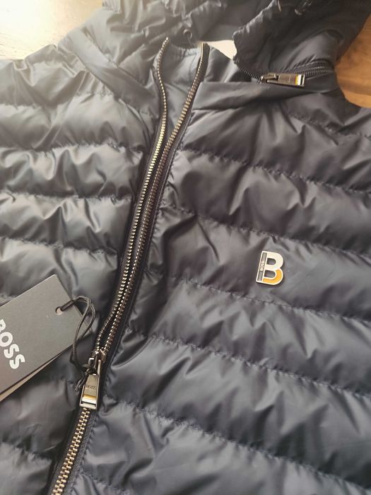 Nowa Męska kurtka jesienno zimowa S/M Hugo Boss granat kaptur