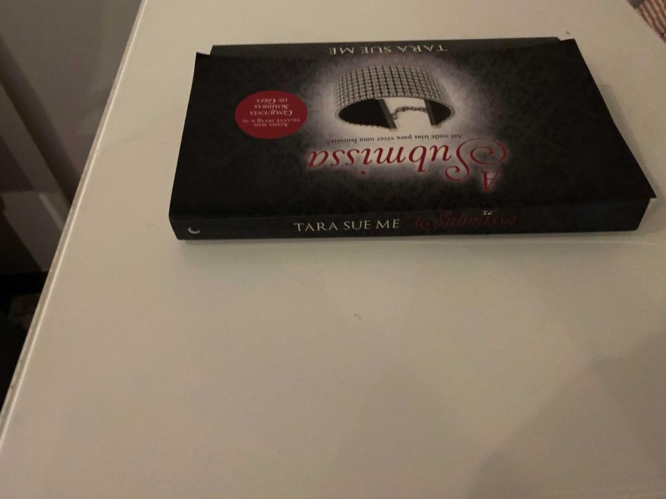" A Submissa " Tara Sue Me - 8€
