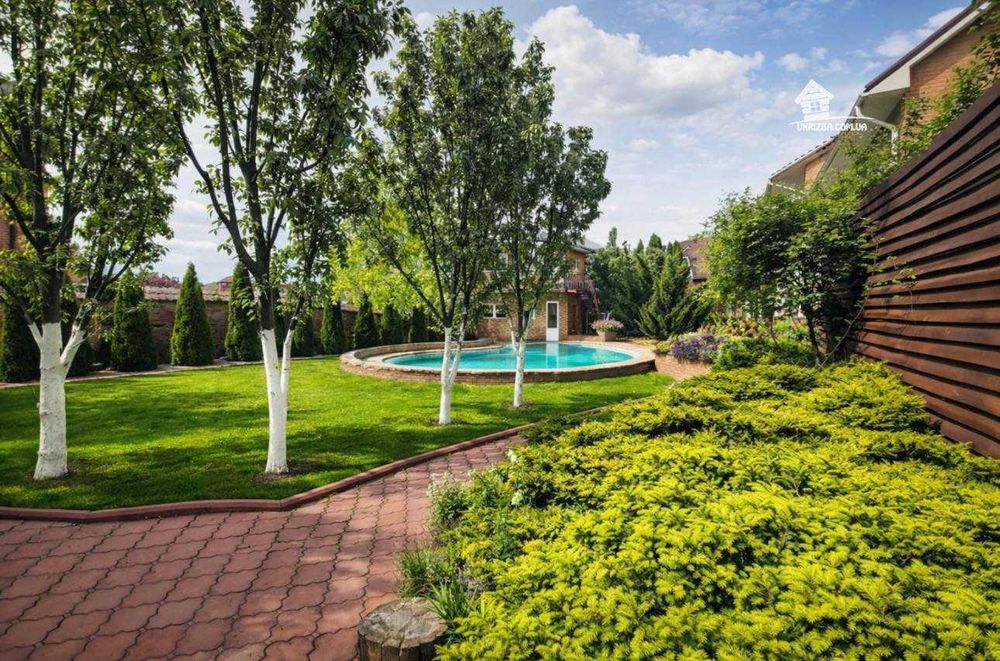 Посуточно. Баня, купель, беседка, бильярд, генератор. До 25 человек.