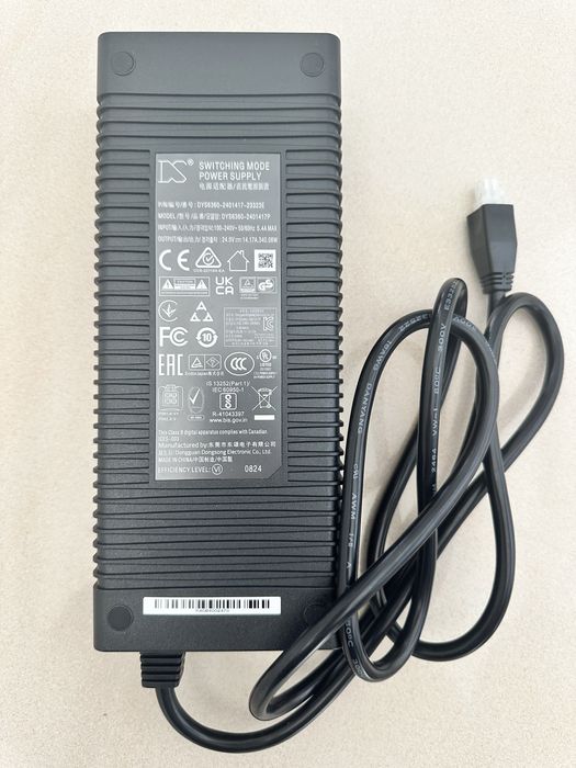 Fanatec zasilacz bazy DD+ (uszkodzony, działający)