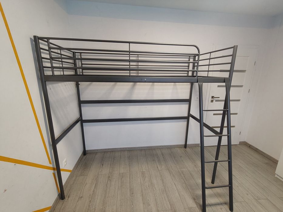 Łóżko piętrowe, łóżko na antresoli Ikea Svarta 90x200