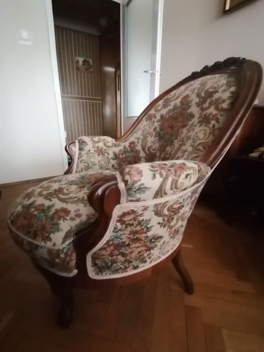 Fotel antyk dziewietnasty wiekok