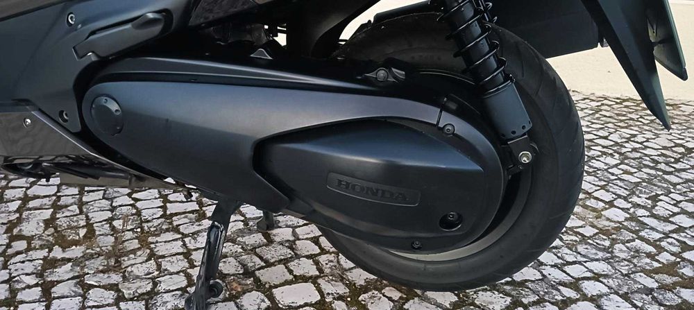 HONDA SW-T 600 de 2012, - Como nova!