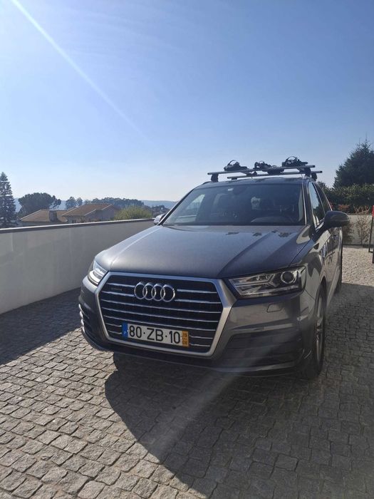 Q7 - revisões em dia e na marca