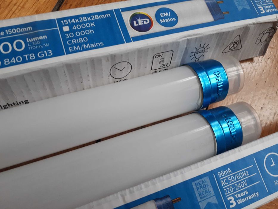 świetlówka LED Philips 150 cm