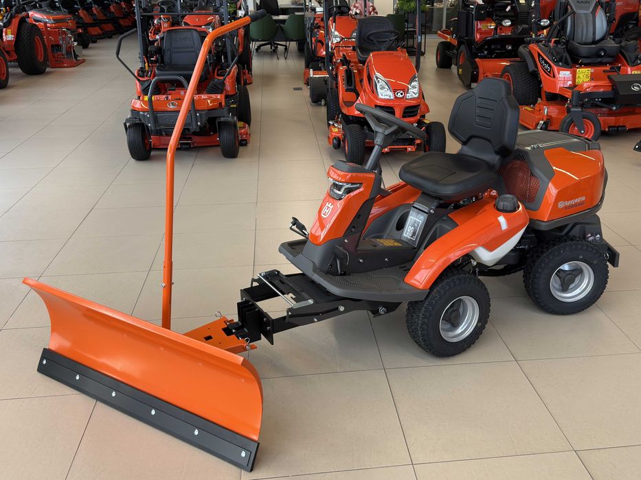 Rider HUSQVARNA R316TX AWD z pługiem 120 cm - OPOLE