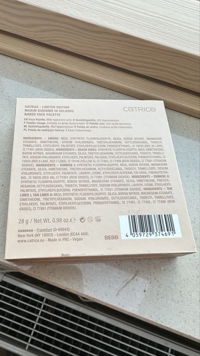 Catrice Maxi Giacomo paleta do twarzy