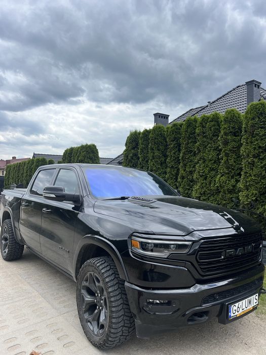 Auto do ślubu ,transfery oraz inne okazje