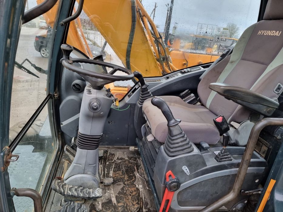 Продам колесный экскаватор Hyundai 140 W -9