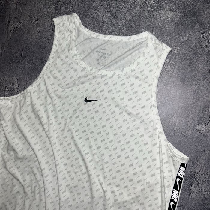 Чоловіча майка великого 2XL розміру Nike з лампасами