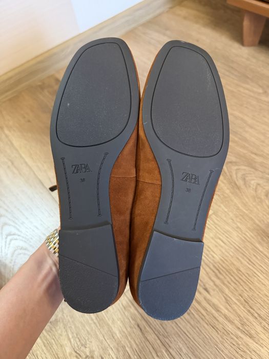 Замшевые балетки Zara (38) новые