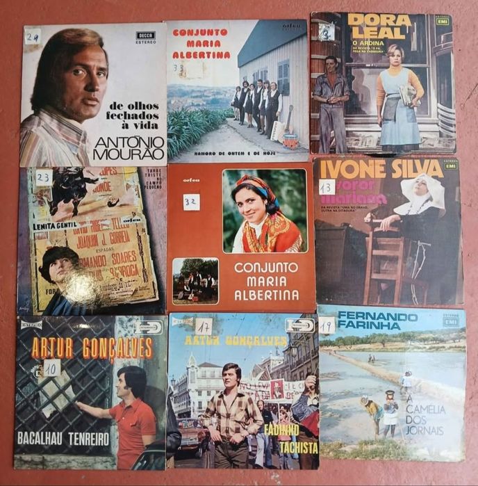 Música portuguesa : Lote 34 singles vinil