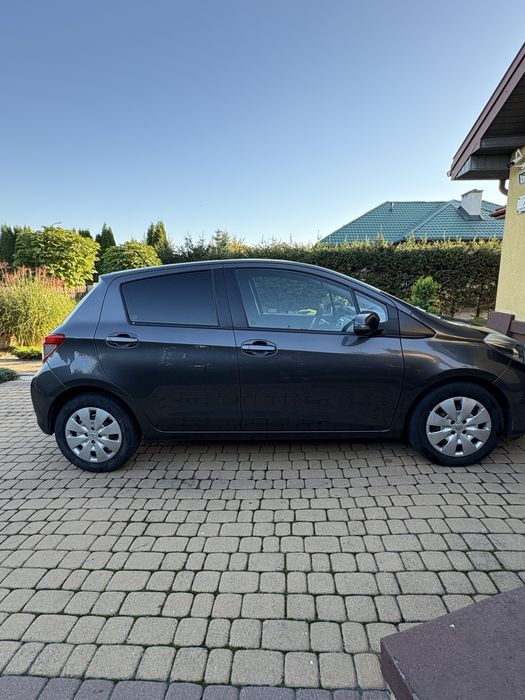 Toyota Yaris III 2014 r Polski salon