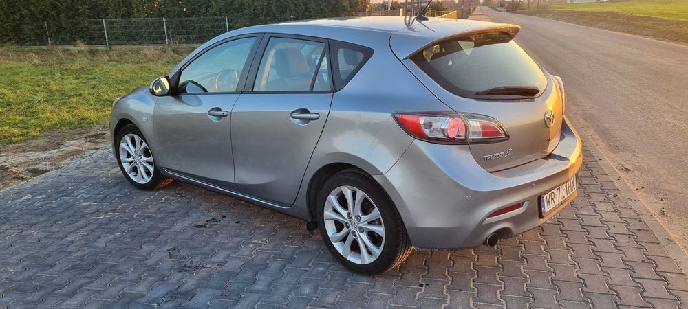 Mazda 3  LADNY STAN od wlasciciela