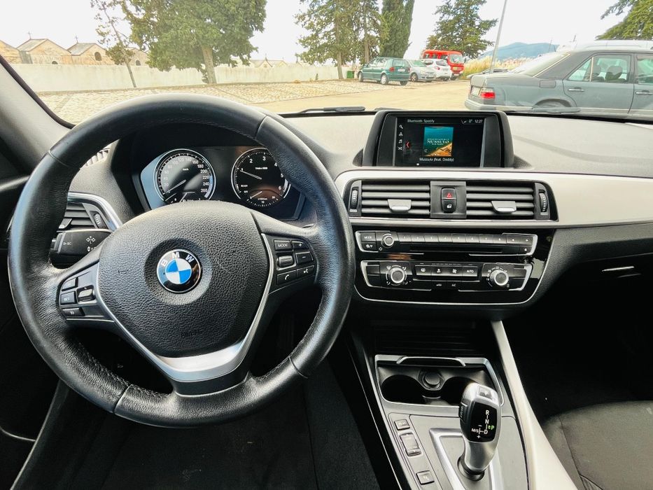 BMW 116 caixa automática