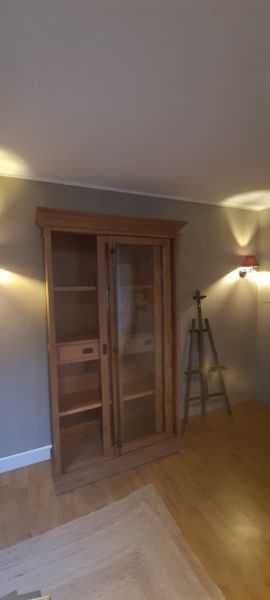 sprzedam dębowy kredens 110x210cm