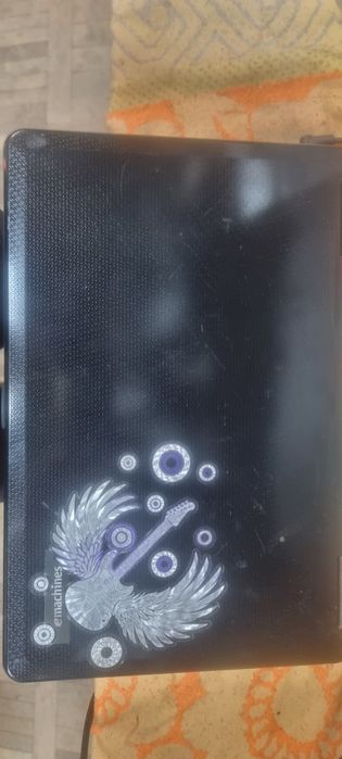 eMachines E725 (суббренд Acer)