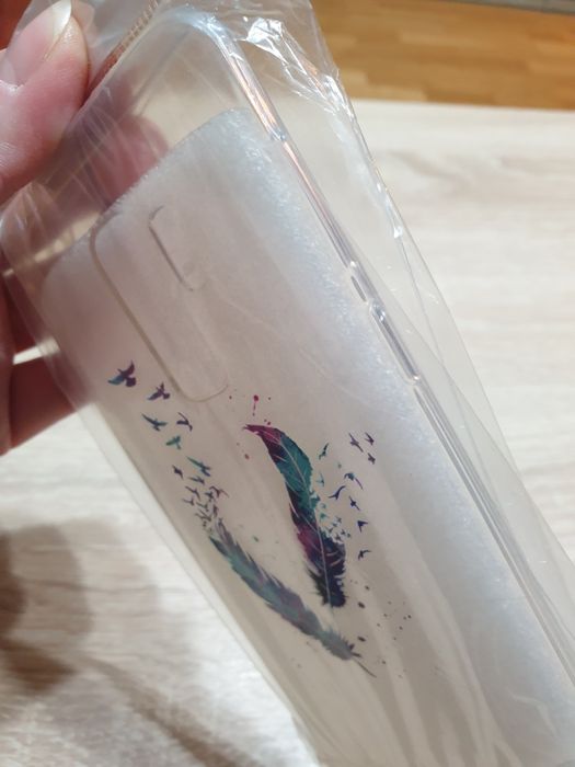 Sprzedam etui/gumę ochronną na telefon Samsung Galaxy S9 Plus