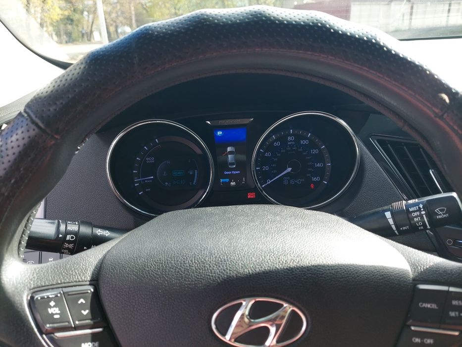 Hyundai sonata hybrid