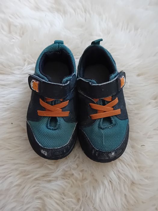 Buty adidasy 23 na rzepy czarno-zielone