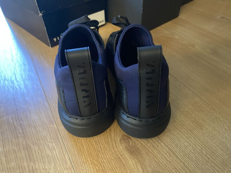 Nowe Buty Vistula, eleganckie trampki rozmiar 41.