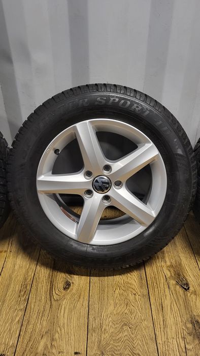 Felgi VW 16" 5x112 z oponami 215/60 R16 Passat B8 B7 CC Superb