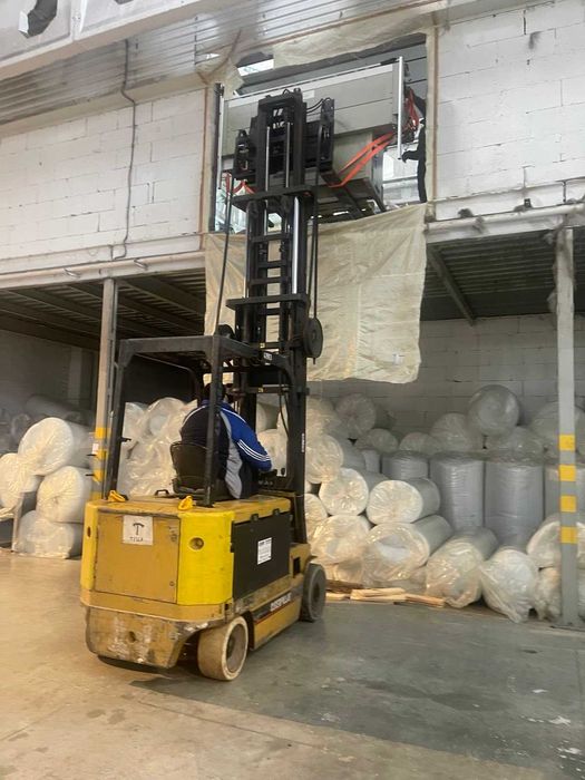 аренда погрузчика 13,6 тонн та 4,5 тонн, мачта телескоп до 5 метрів