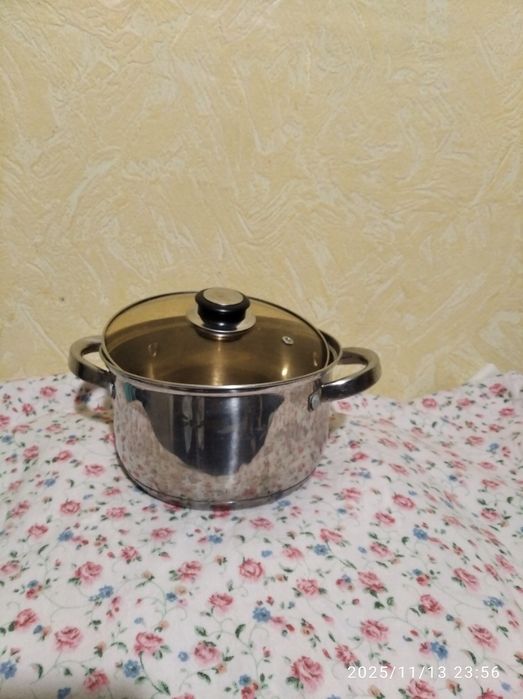 Кастрюля нержавейка с стеклянной крышкой 3 л