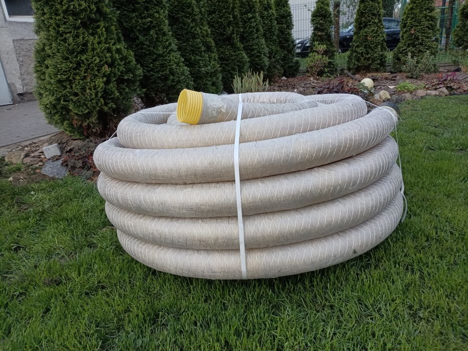 Wąż /rura drenarska fi 100 w oplocie  typar sf27. Melioracyjna
