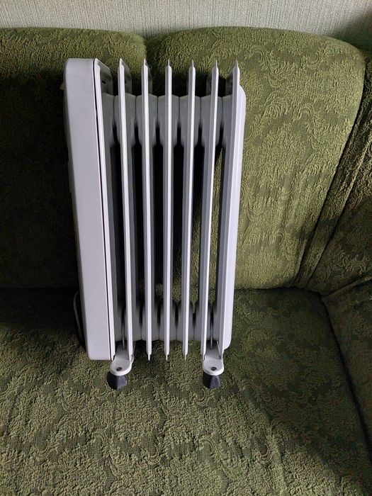 Обігрівач Delonghi новий