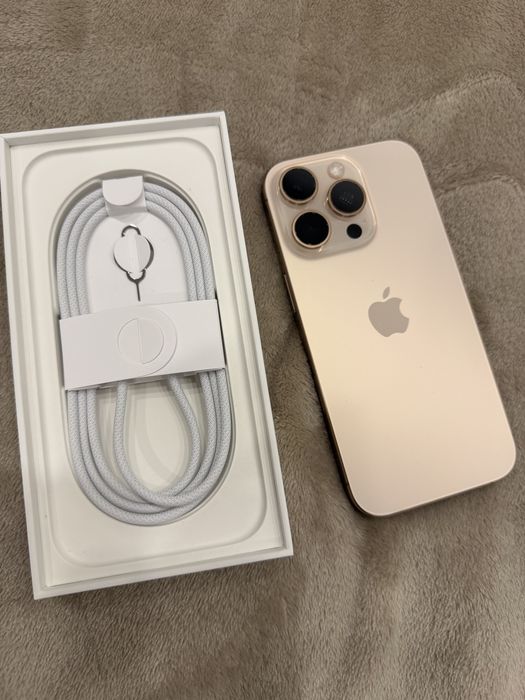 Продаю iPhone 16 Pro
