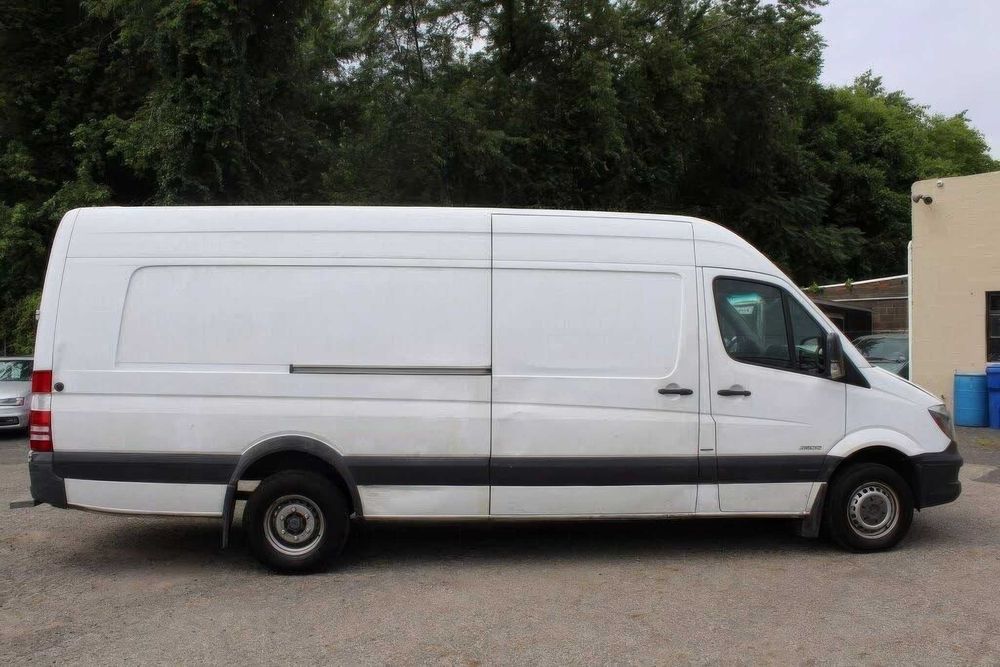 Mercedes-Benz Sprinter      2015