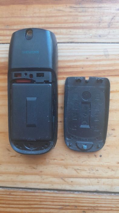 Telefon komórkowy Siemens M35i.