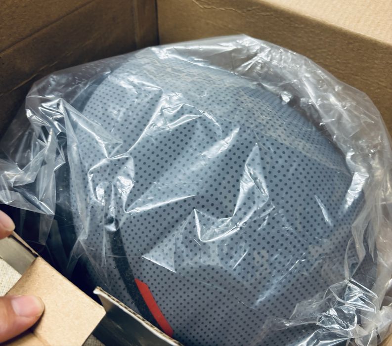 Capatece Ducati Urban Rigid novo na caixa