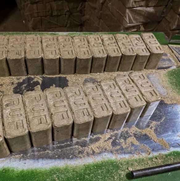 Пелети Брикети Вугілля — зручне фасування і доставка