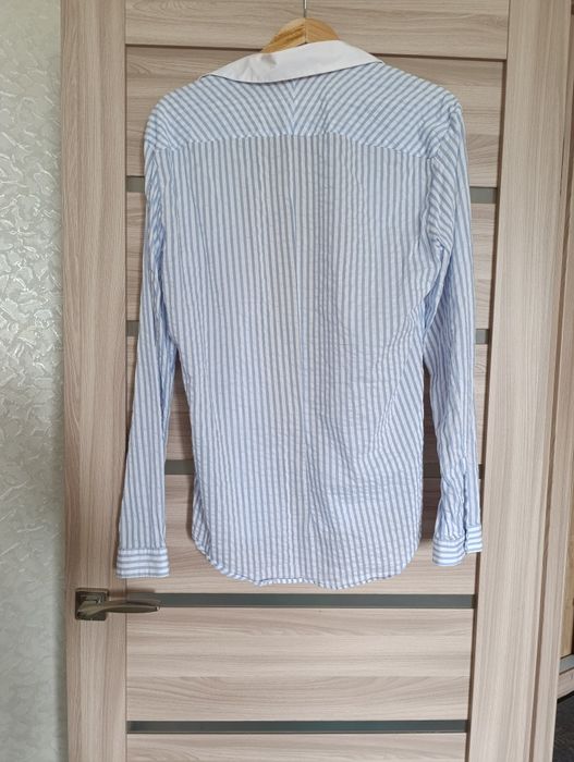 Продам рубашку в чудовому стані)